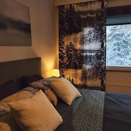 Spacious Apartment With Balcony And Free Wifi 罗瓦涅米 外观 照片