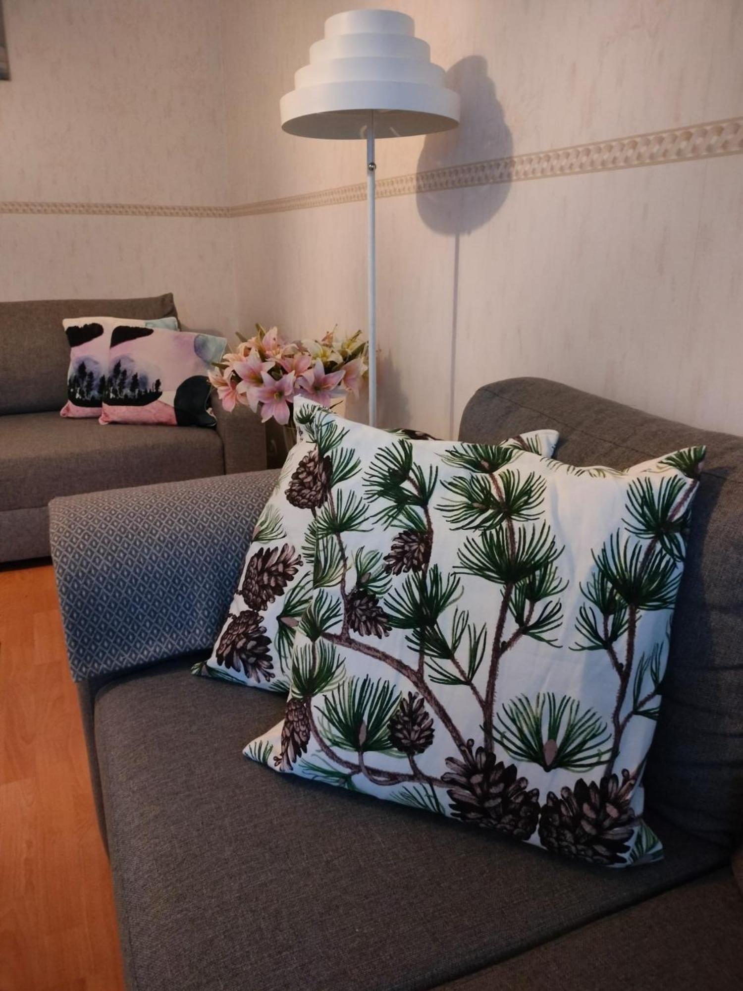 Spacious Apartment With Balcony And Free Wifi 罗瓦涅米 外观 照片